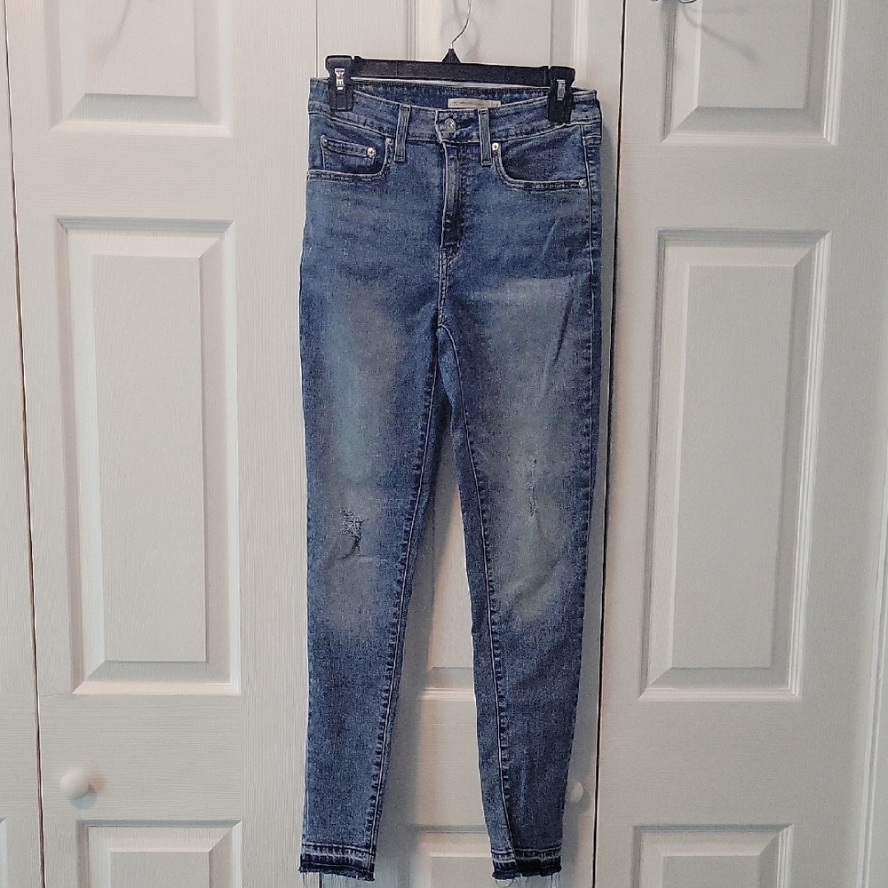 Classic Blue Skinny Jeans for Women